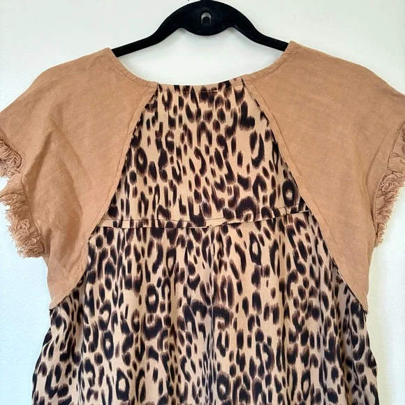 Umgee Brown Linen Leopard Print Blouse Size Small - Picture 13 of 14